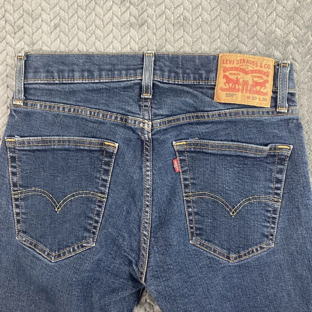 Levis these levi